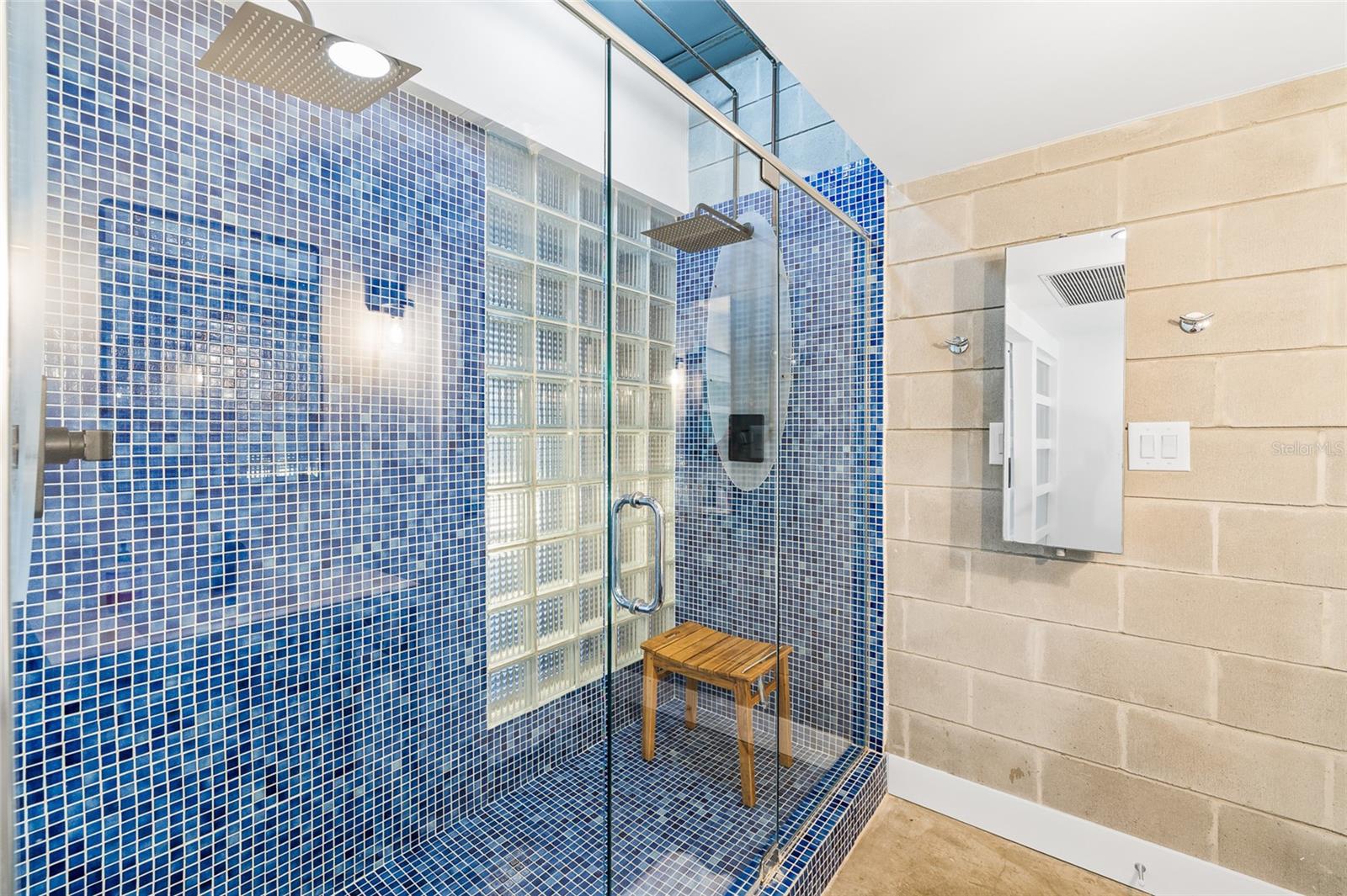 Image 25 of 33 For 213 12th Street