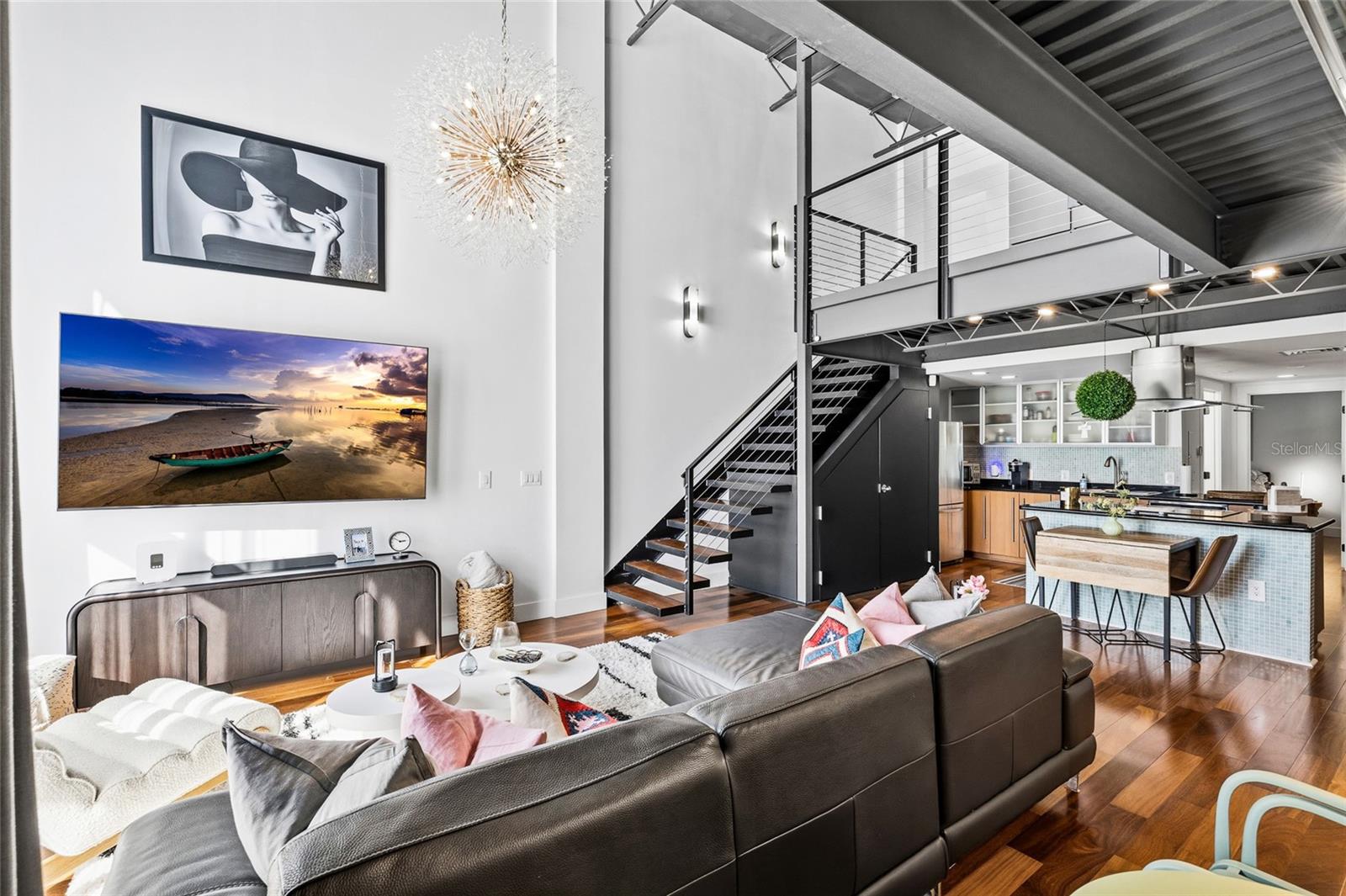 Image 5 of 33 For 213 12th Street