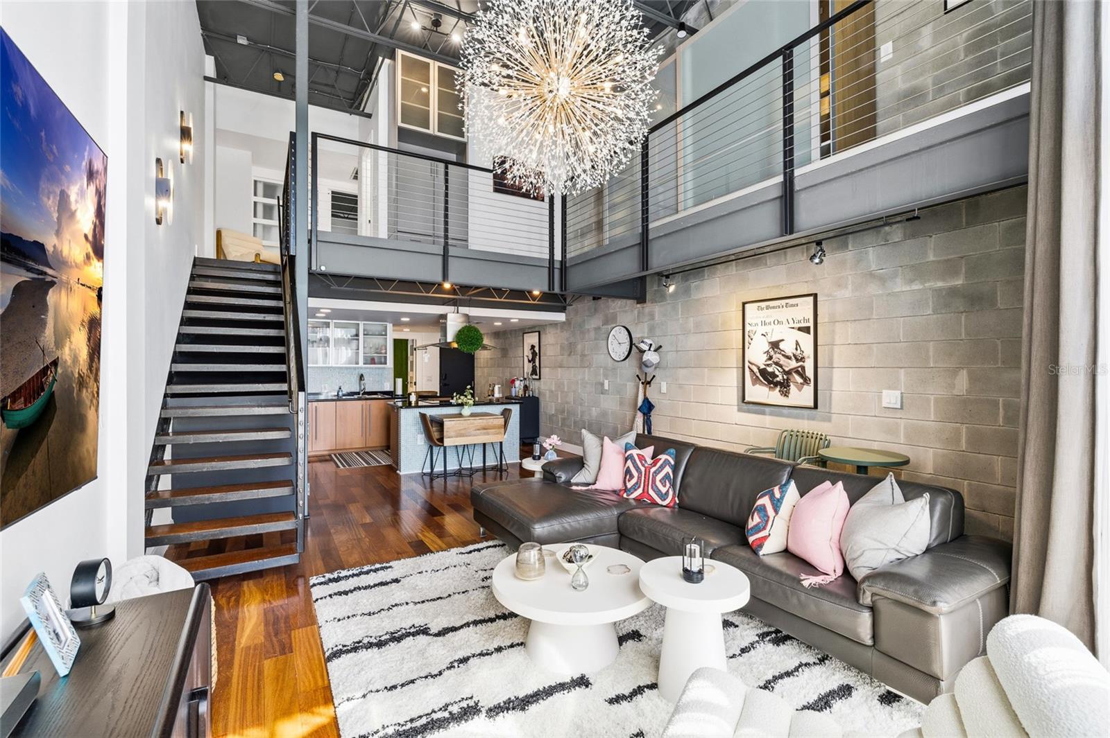 Image 9 of 33 For 213 12th Street