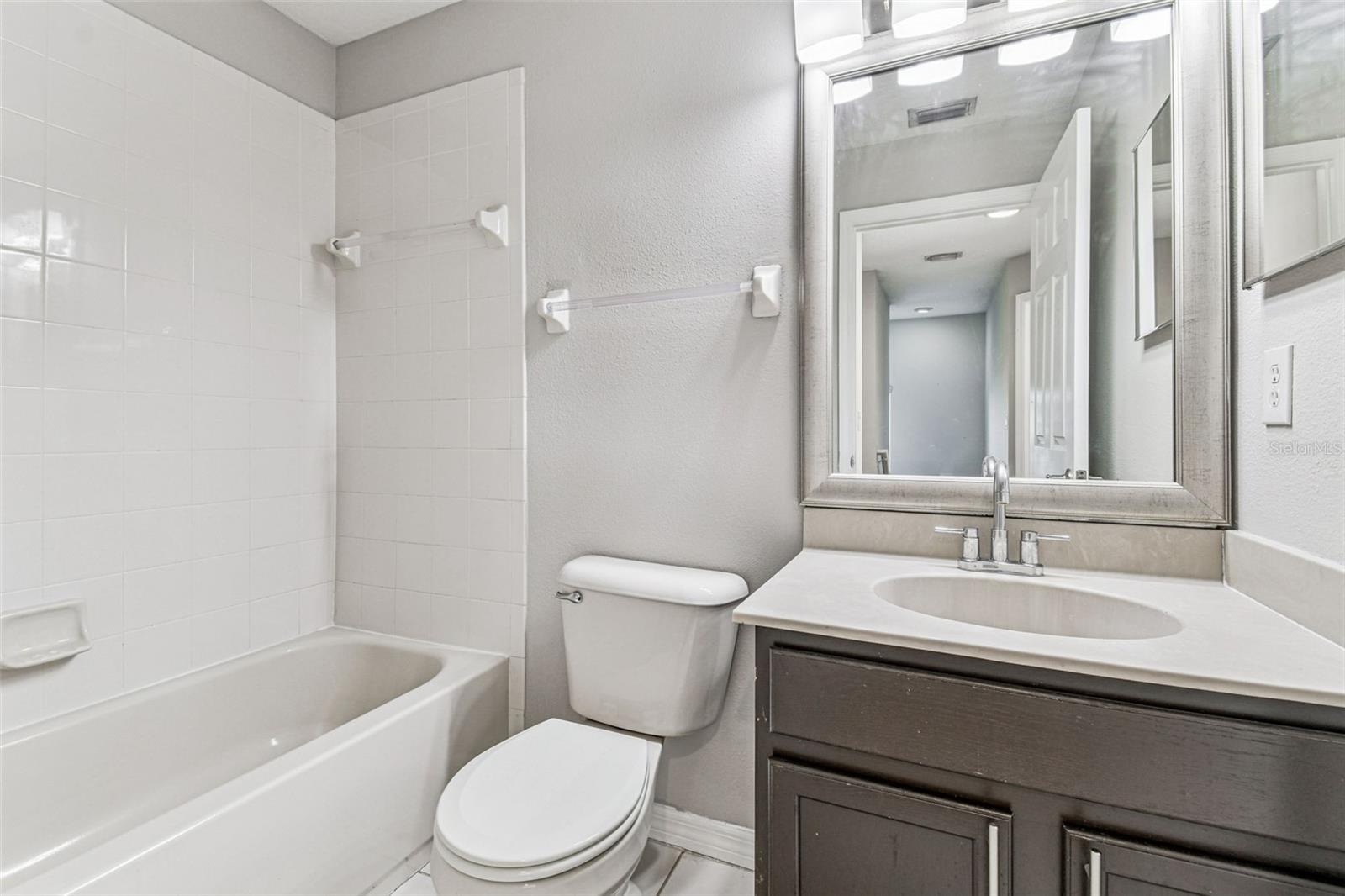 Image 32 of 43 For 11651 Declaration Drive