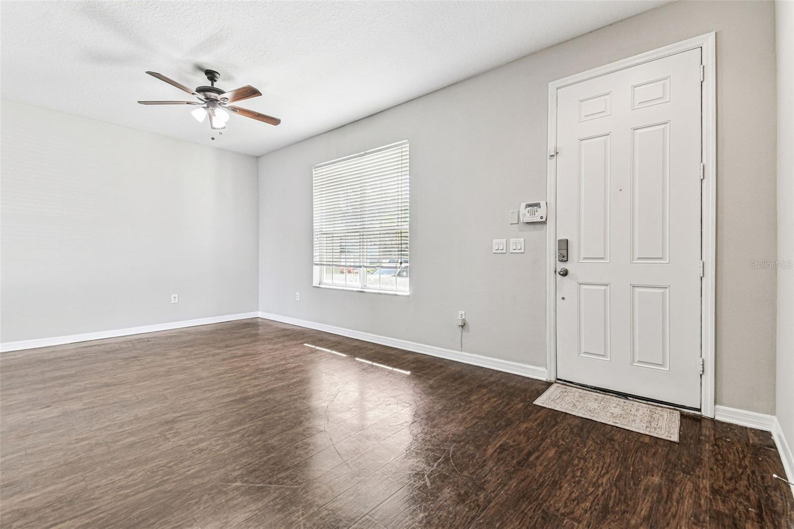 Image 7 of 43 For 11651 Declaration Drive