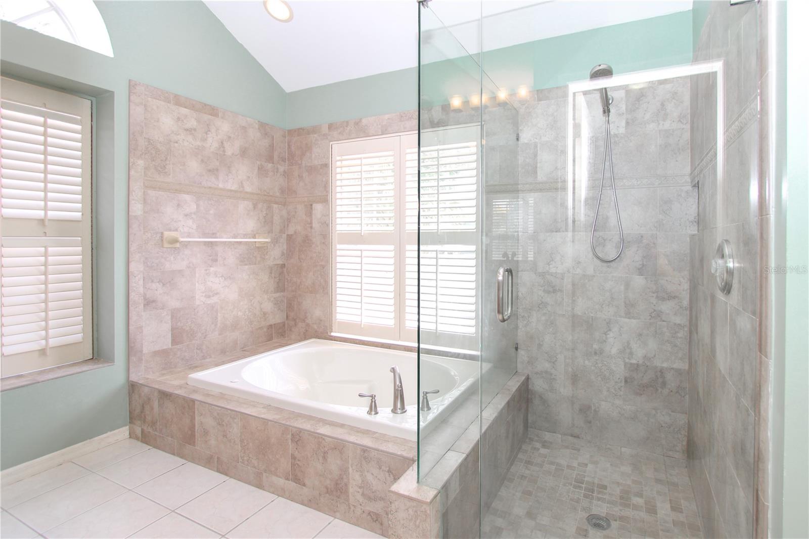 Image 15 of 41 For 2319 Sunview Avenue