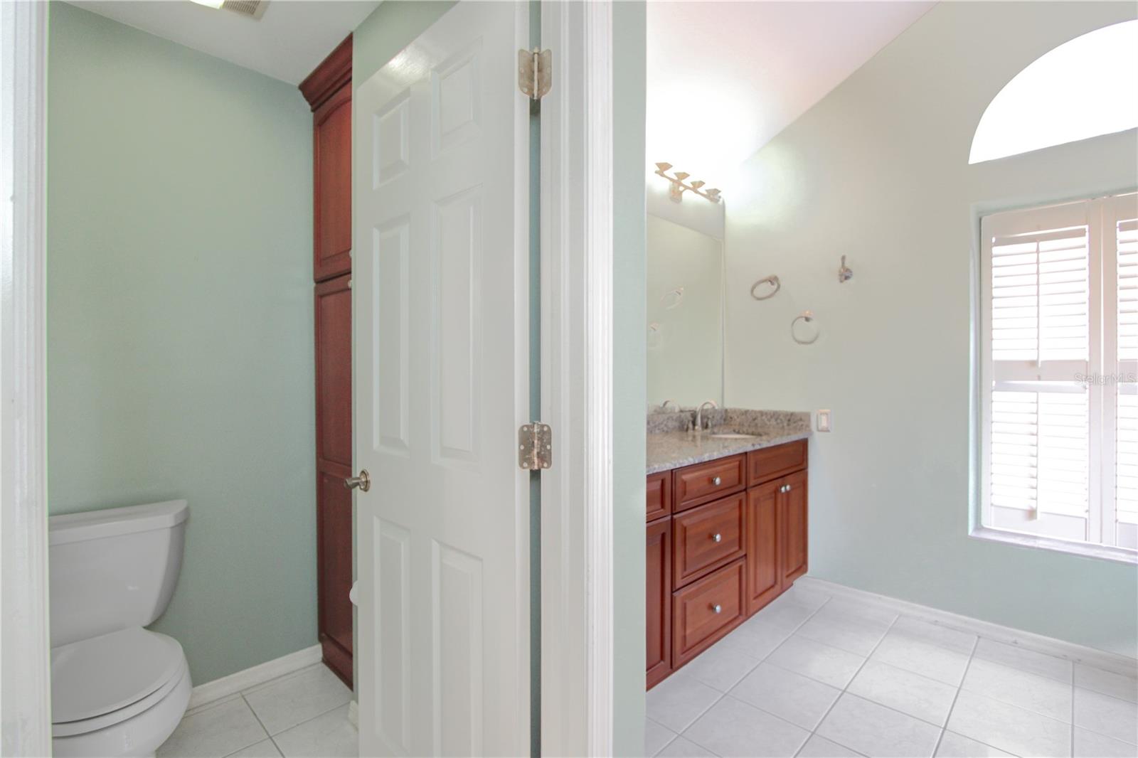 Image 16 of 41 For 2319 Sunview Avenue