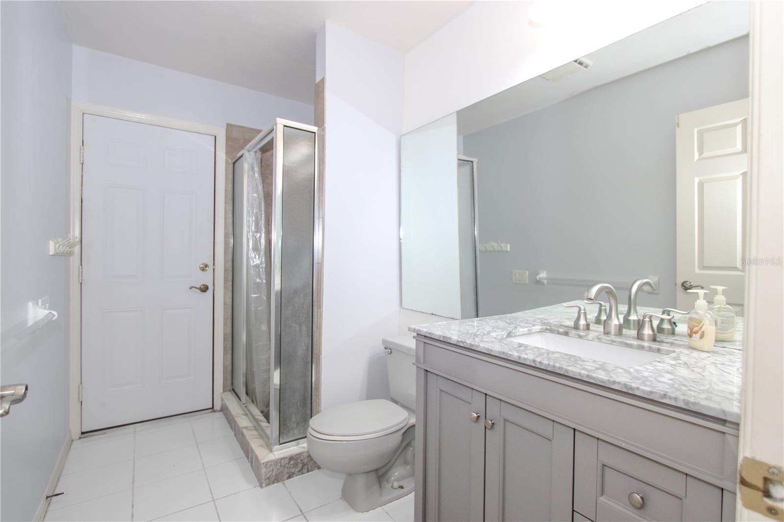 Image 35 of 41 For 2319 Sunview Avenue