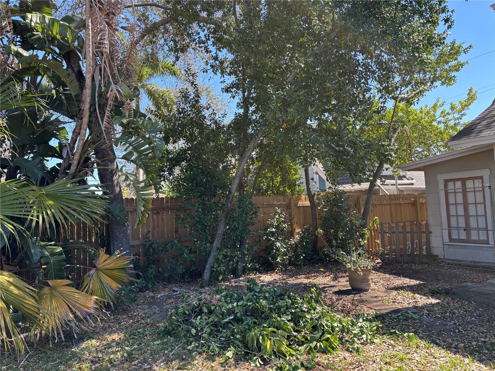 Image 22 of 24 For 810 22nd Avenue N 2