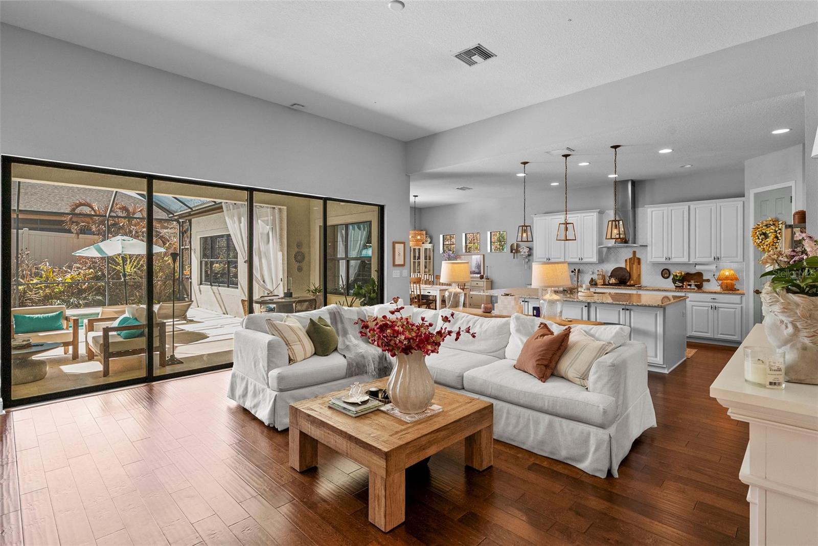 Image 12 of 60 For 1001 Sonesta Avenue