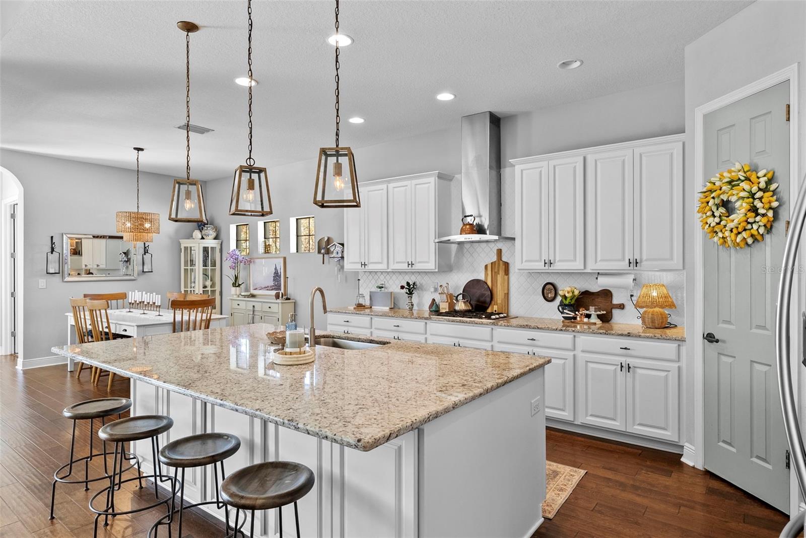 Image 17 of 60 For 1001 Sonesta Avenue