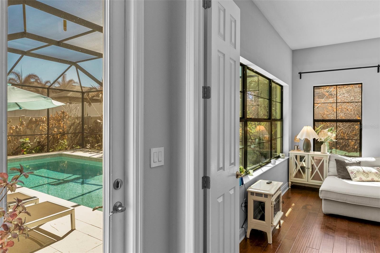 Image 25 of 60 For 1001 Sonesta Avenue