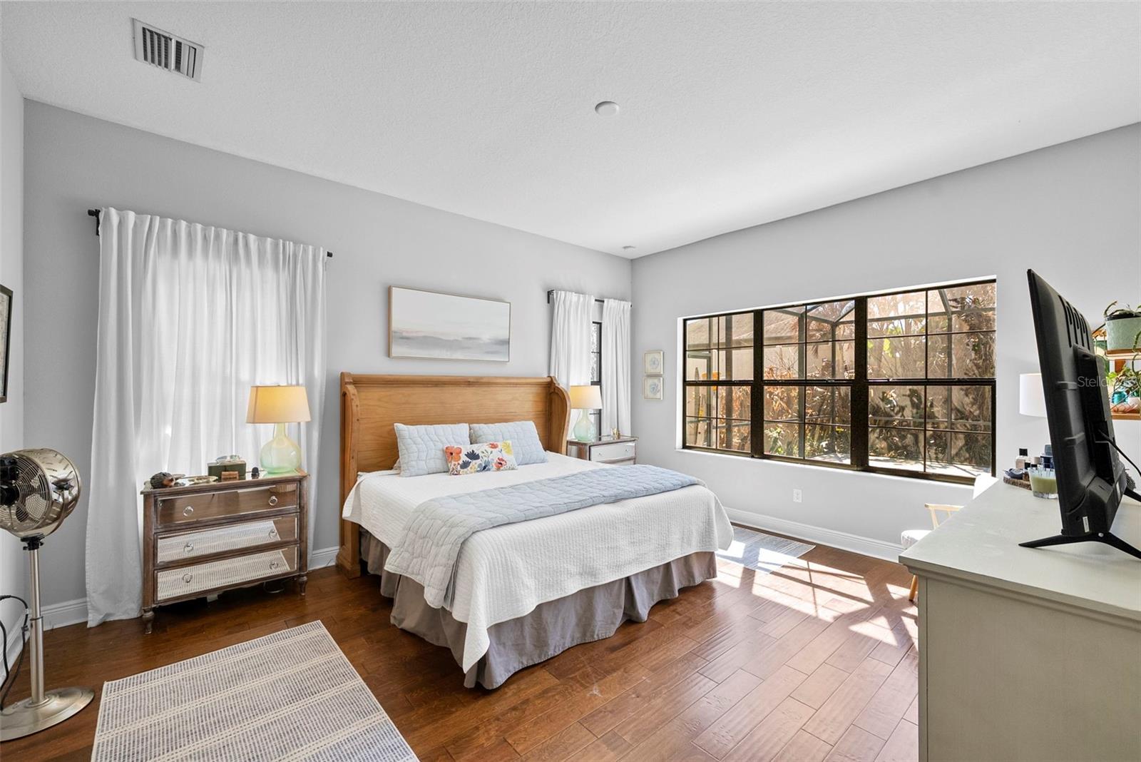 Image 31 of 60 For 1001 Sonesta Avenue