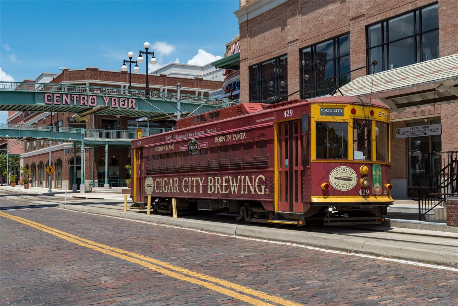 Listing photo id 29 for 2703 15th Avenue