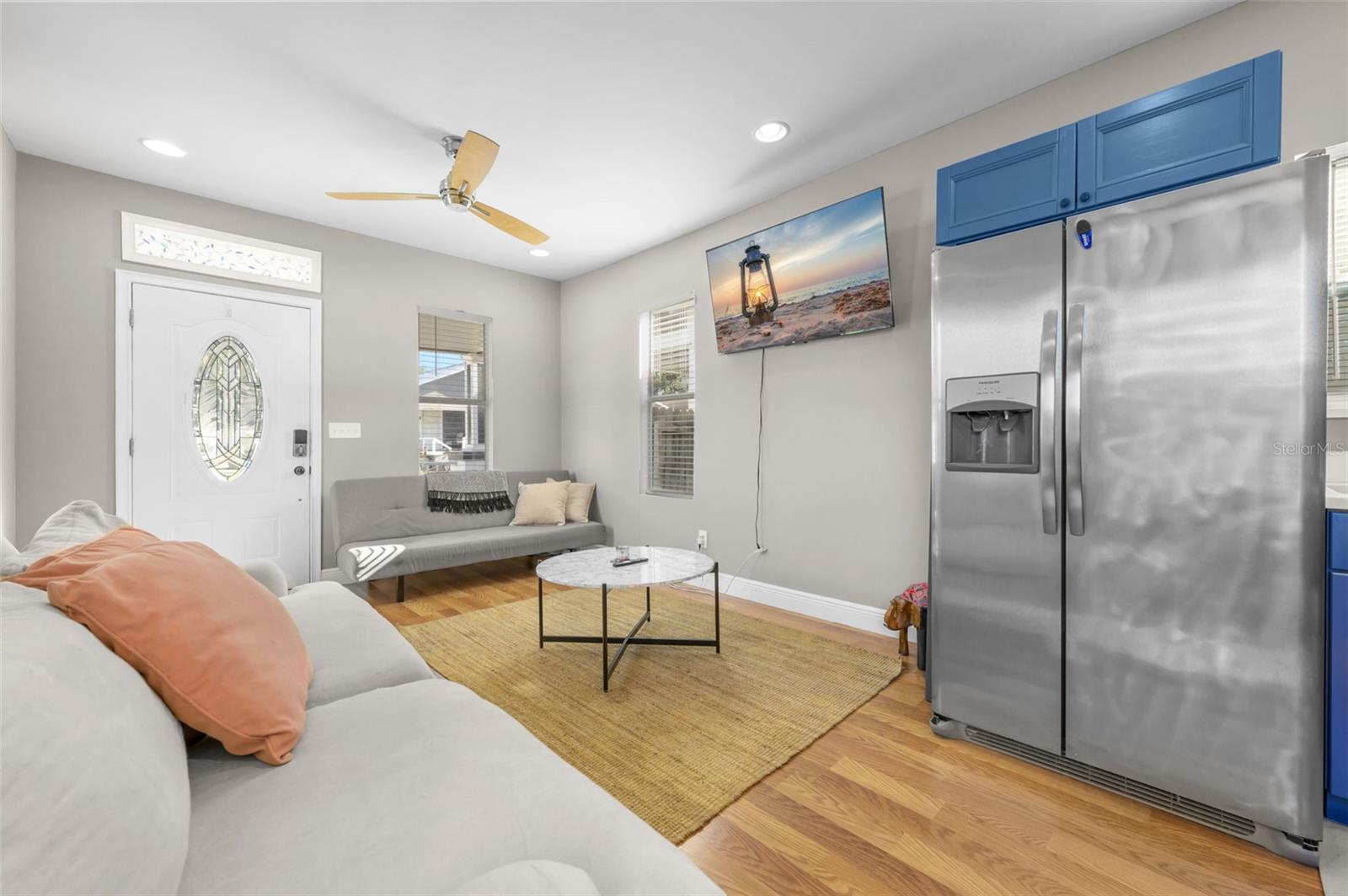 Listing photo id 6 for 2703 15th Avenue