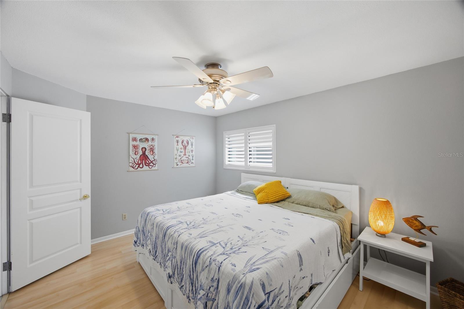 Image 23 of 43 For 534 Pinellas Bayway S 101