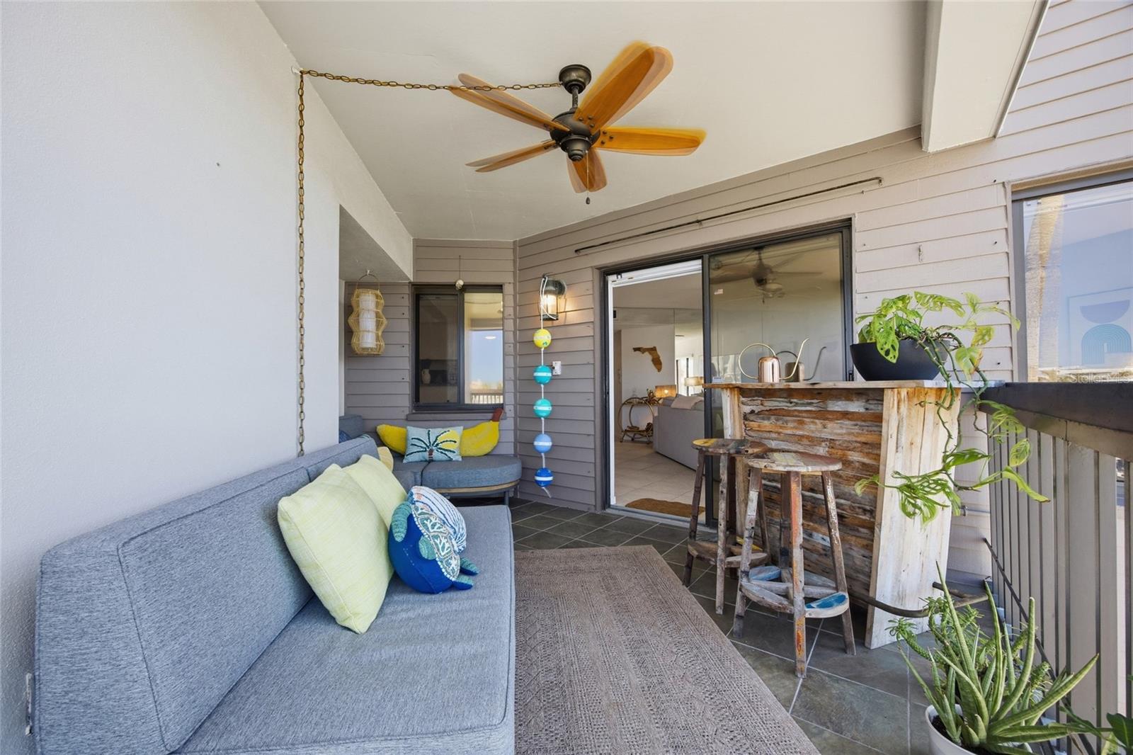 Image 28 of 43 For 534 Pinellas Bayway S 101