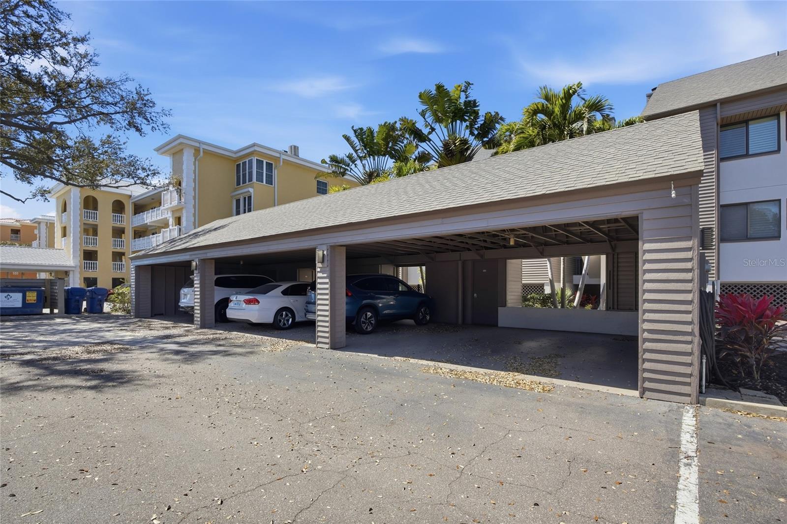 Image 41 of 43 For 534 Pinellas Bayway S 101