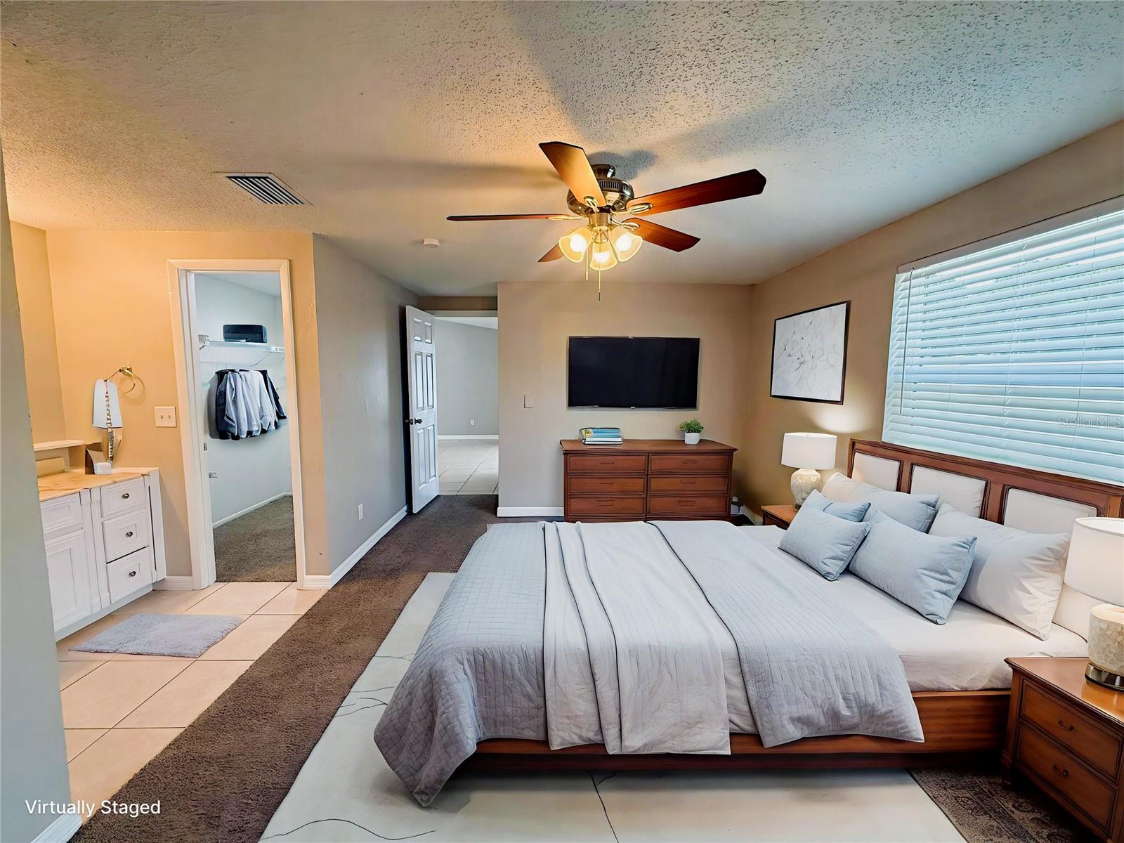 Image 12 of 24 For 8202 Almond Place