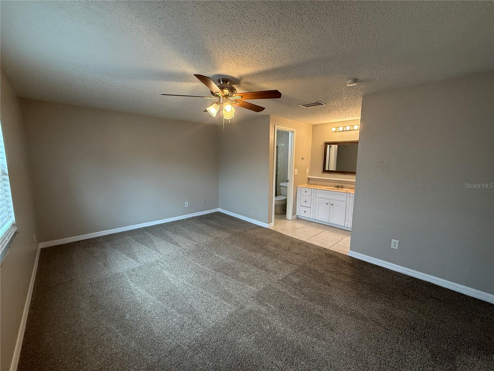 Image 13 of 24 For 8202 Almond Place