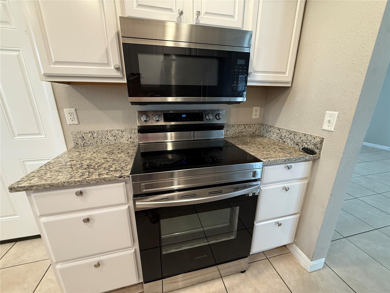 Image 8 of 24 For 8202 Almond Place