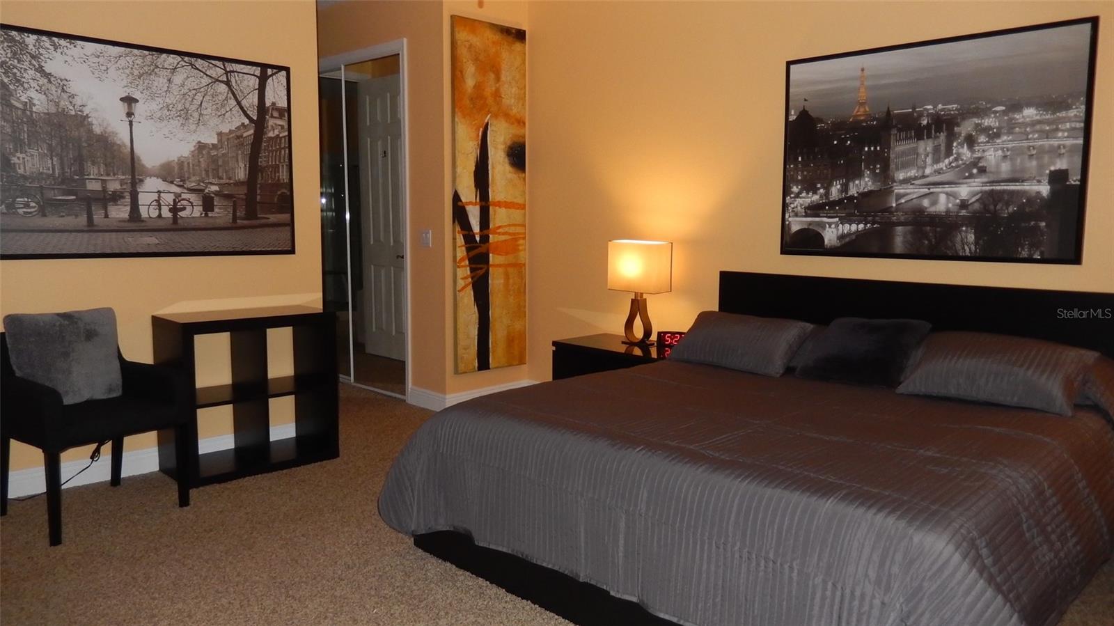 Listing photo id 8 for 6734 Vista Del Lago Avenue