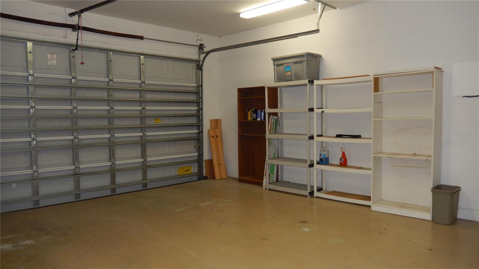 Listing photo id 18 for 6734 Vista Del Lago Avenue