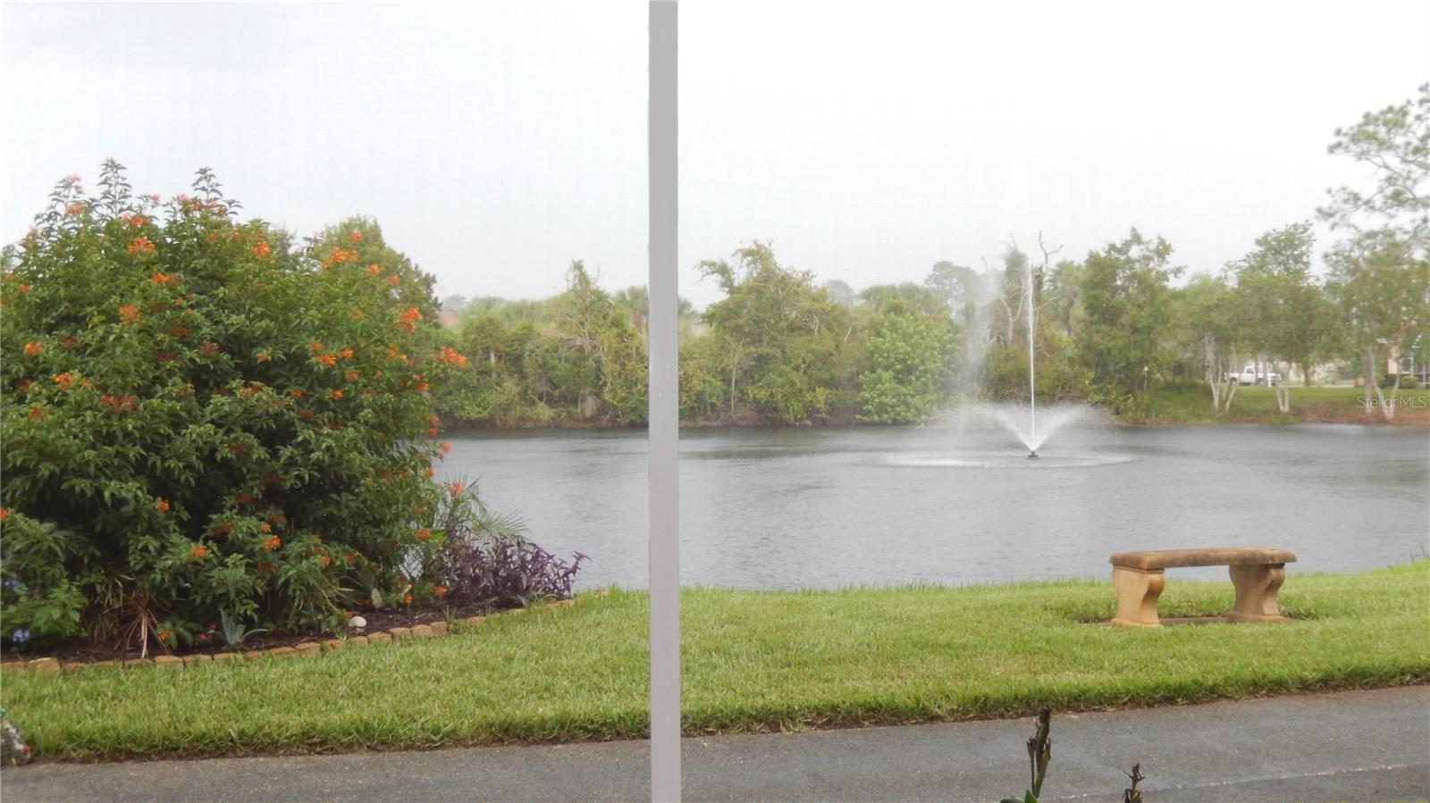 Listing photo id 20 for 6734 Vista Del Lago Avenue