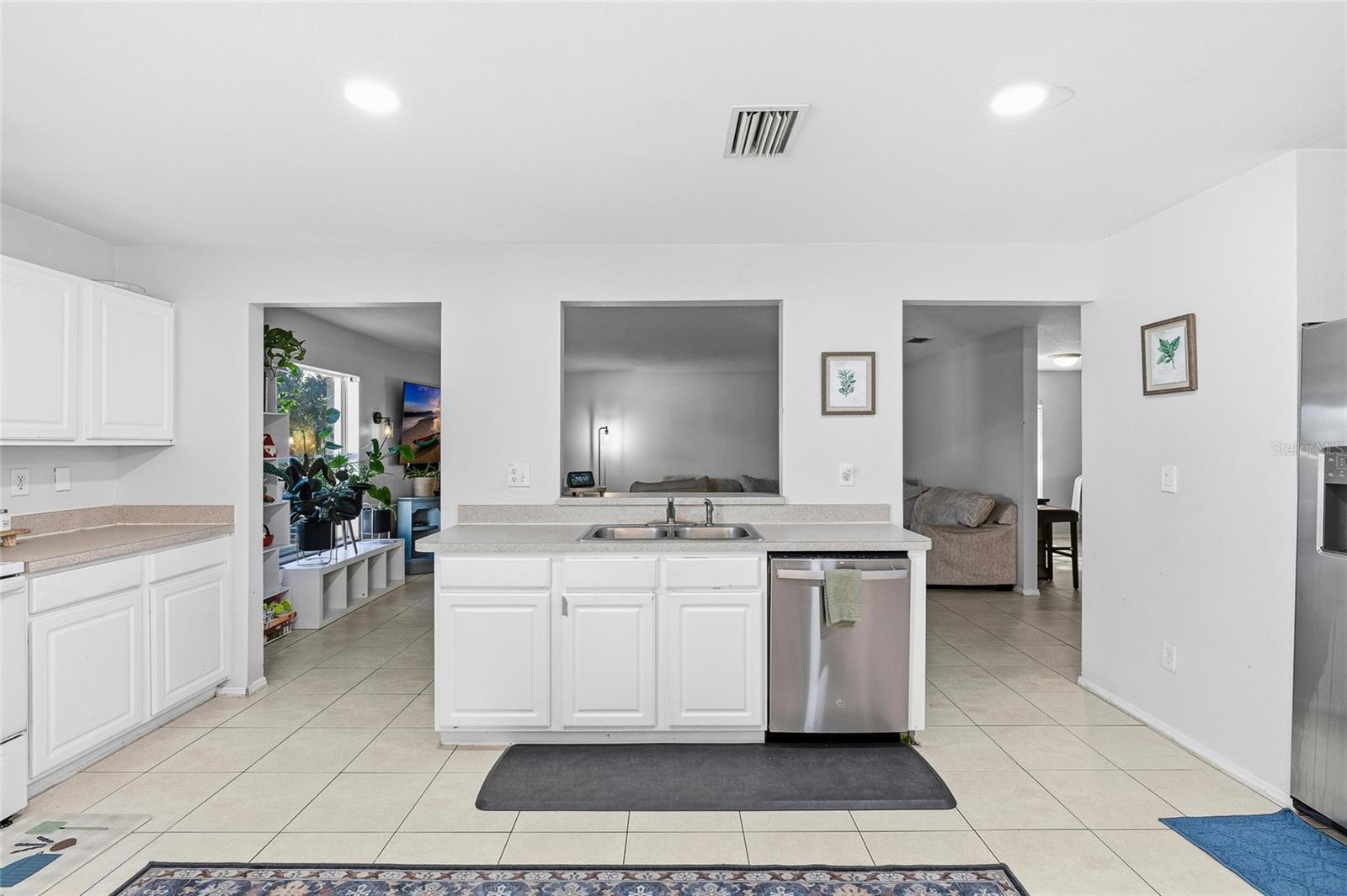 Image 16 of 49 For 13951 Noble Park Drive