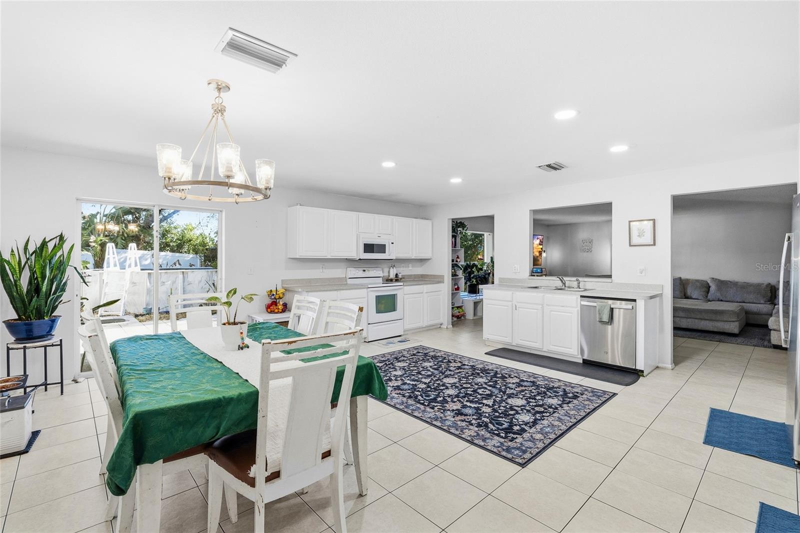 Image 18 of 49 For 13951 Noble Park Drive