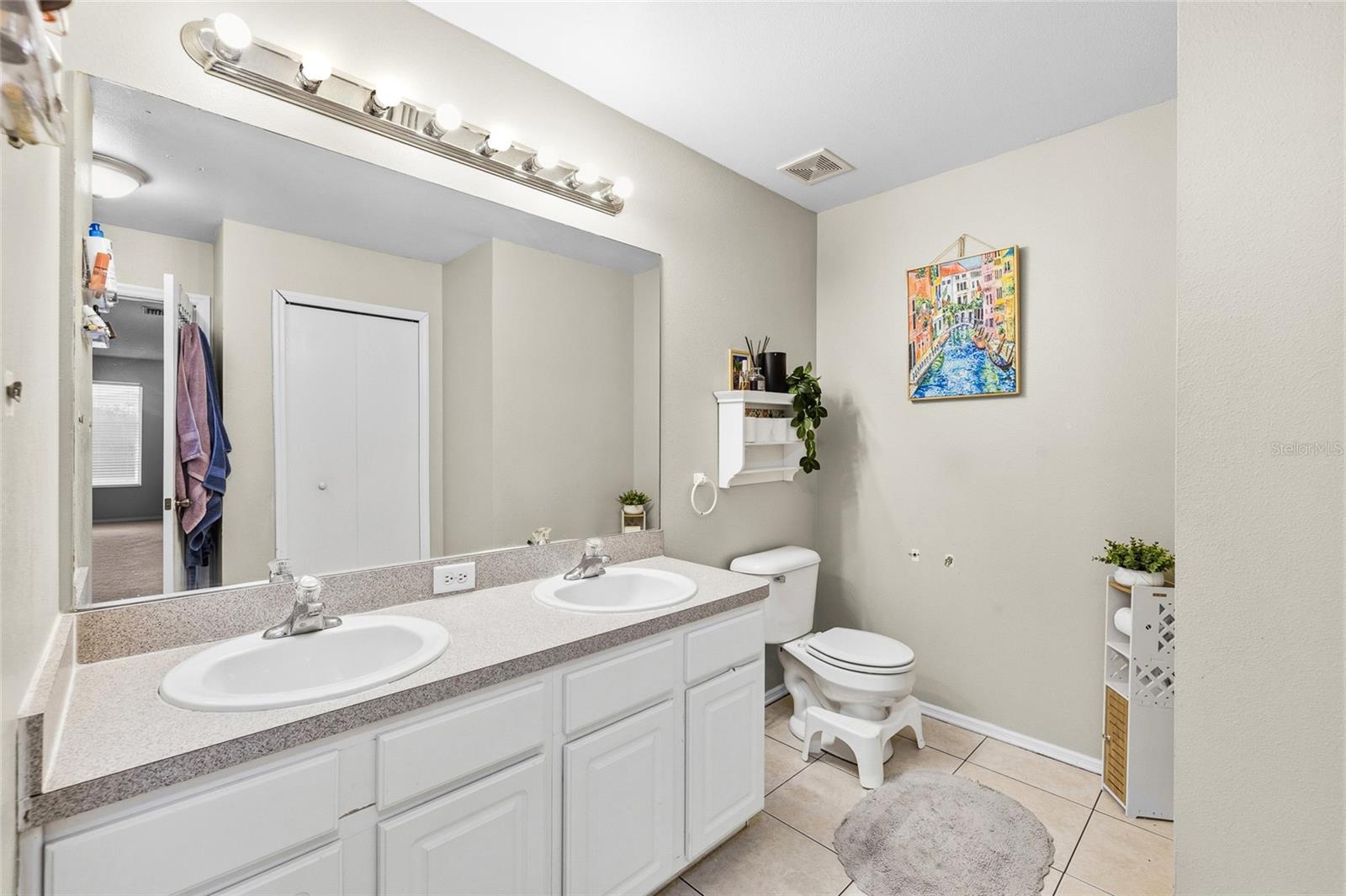 Image 25 of 49 For 13951 Noble Park Drive