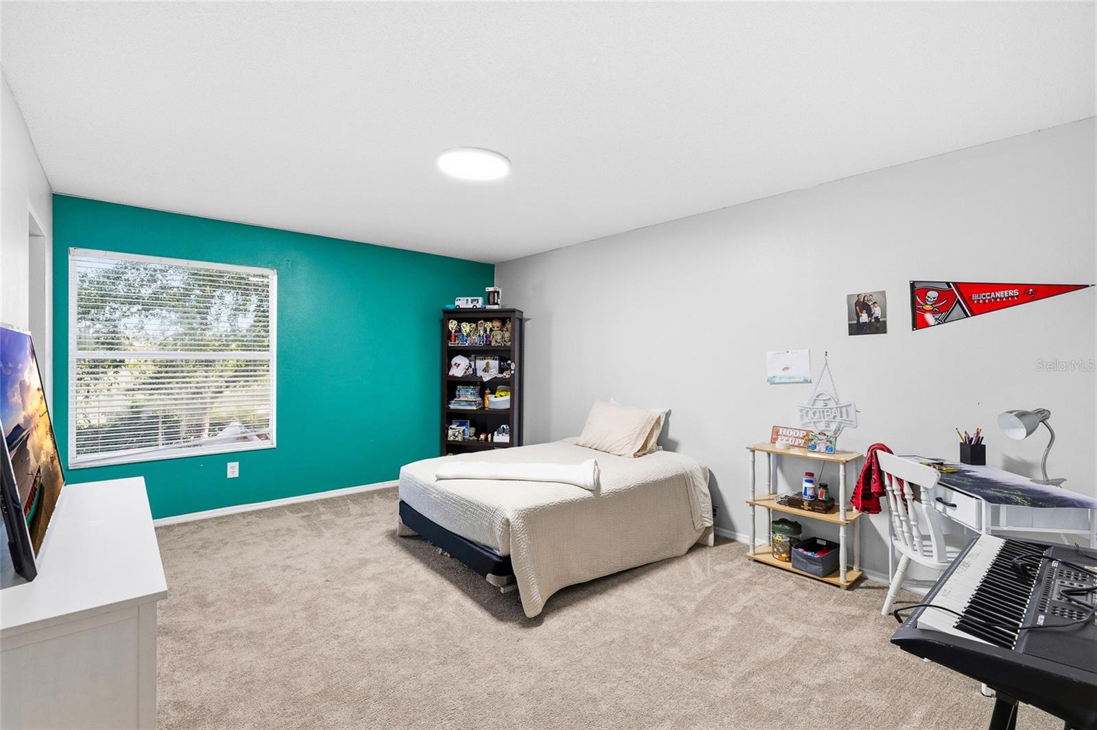 Image 29 of 49 For 13951 Noble Park Drive