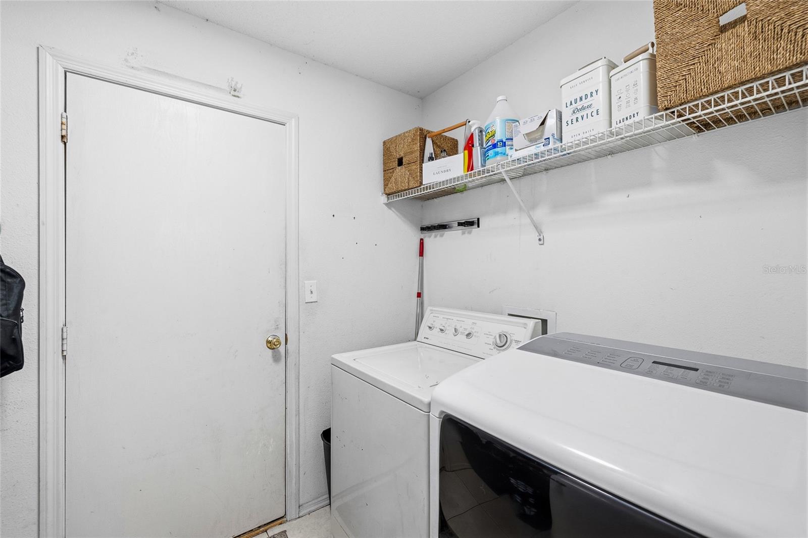 Image 38 of 49 For 13951 Noble Park Drive