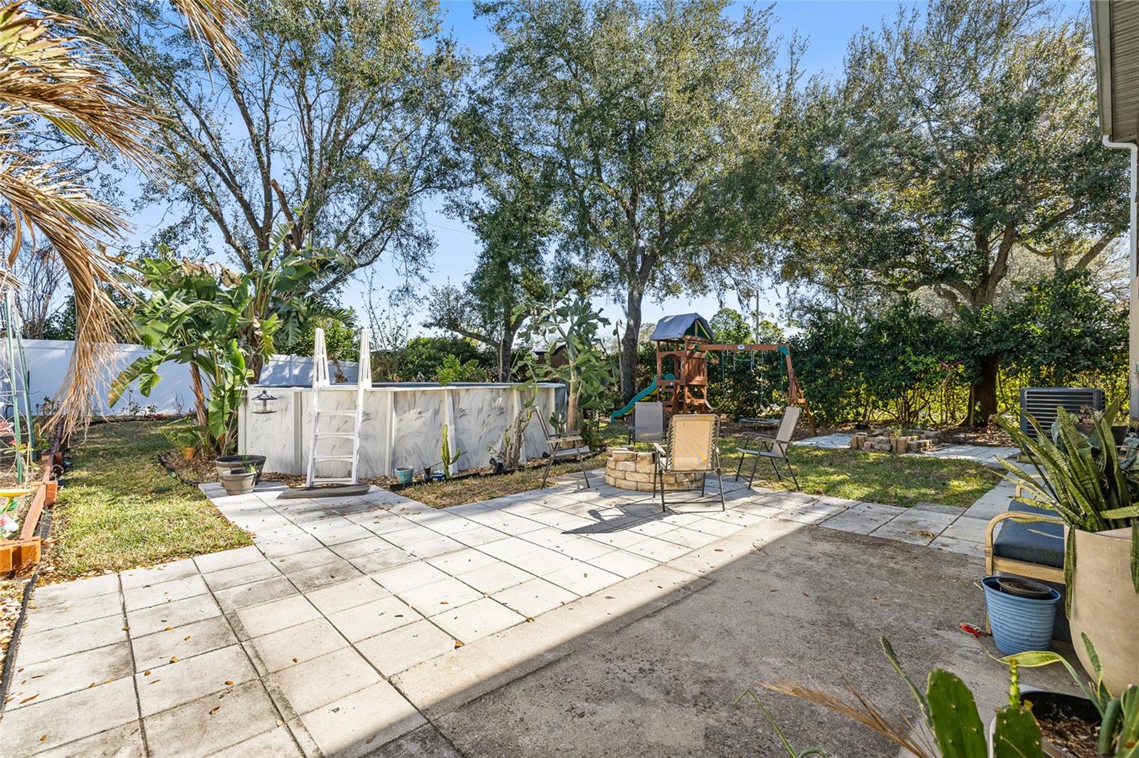 Image 39 of 49 For 13951 Noble Park Drive