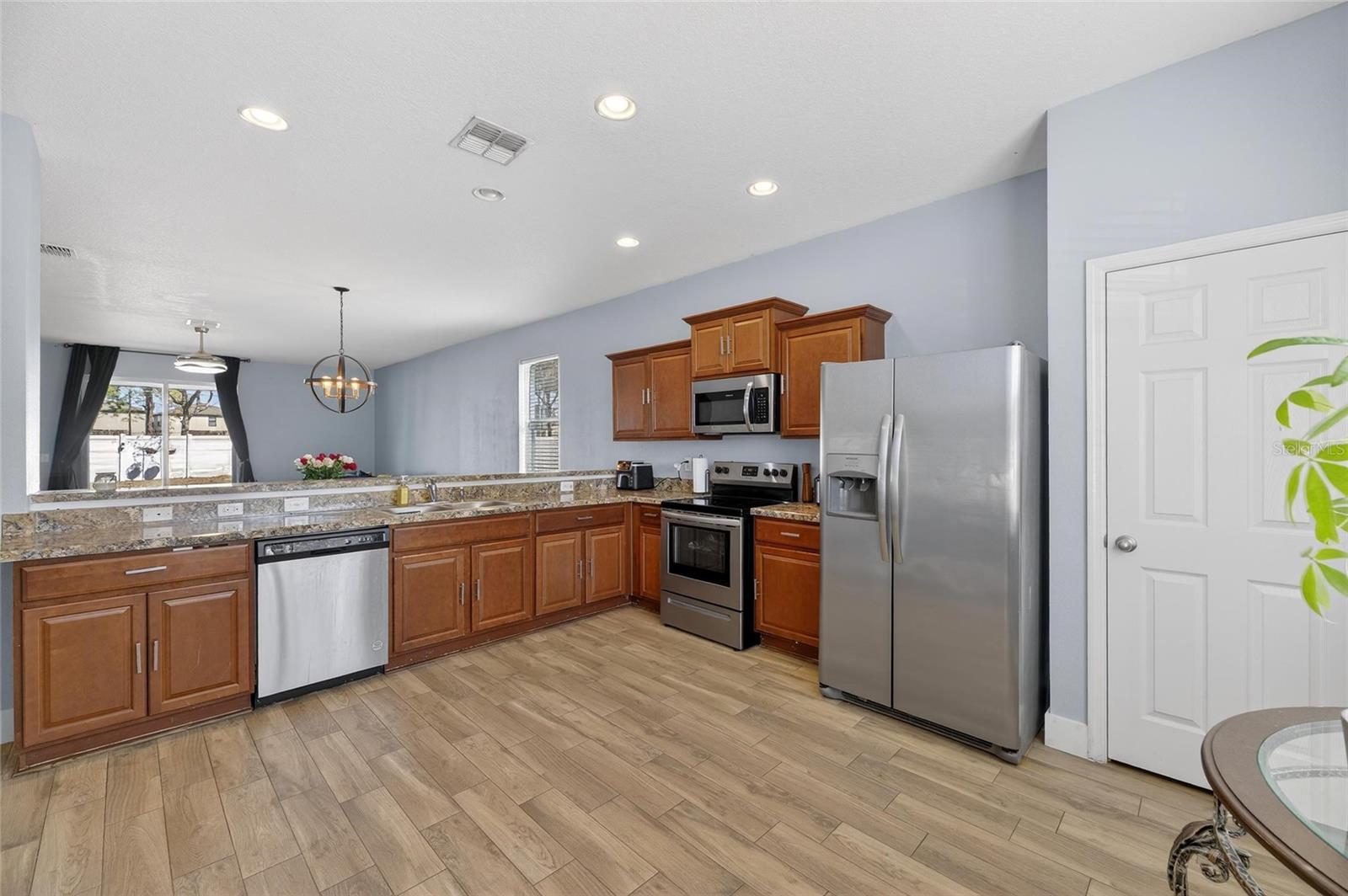 Image 25 of 99 For 14303 Alistar Manor Drive