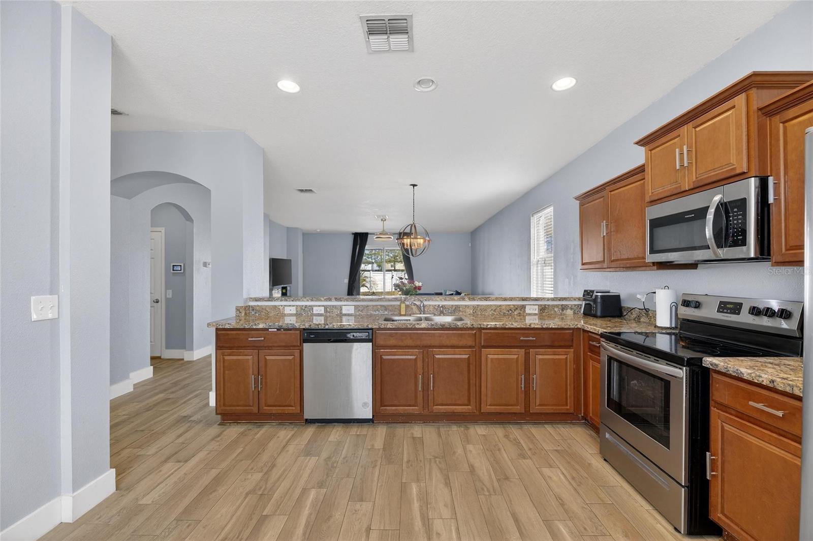 Image 26 of 99 For 14303 Alistar Manor Drive