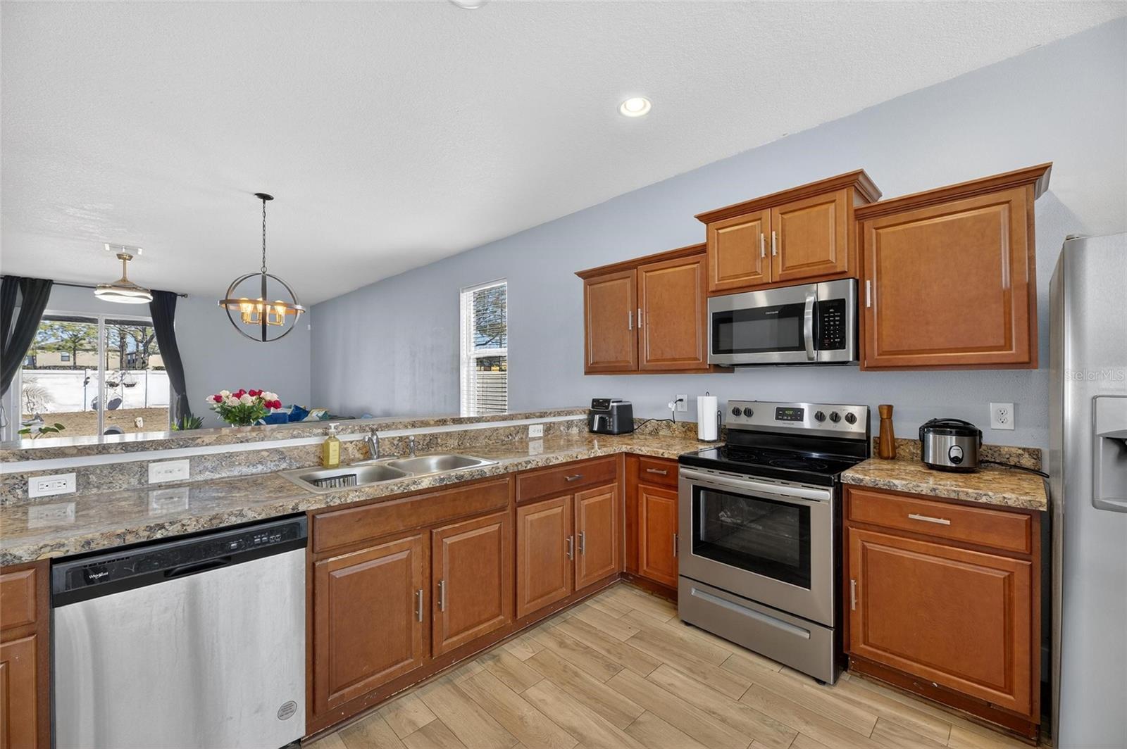 Image 27 of 99 For 14303 Alistar Manor Drive