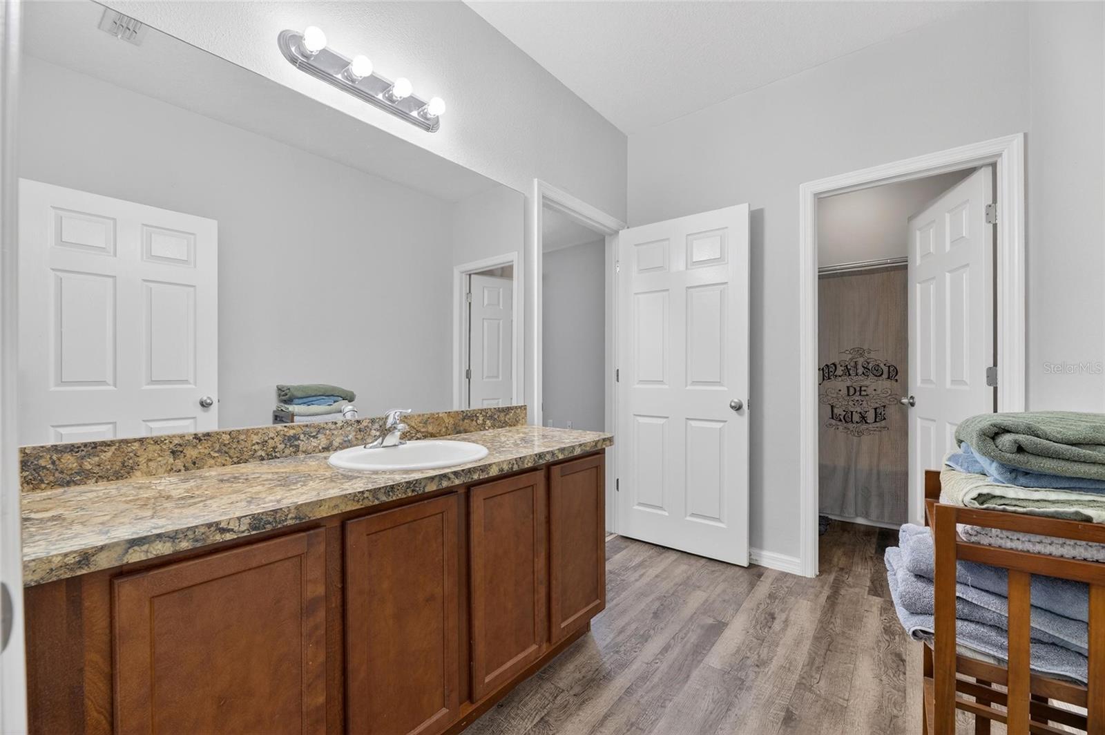 Image 44 of 99 For 14303 Alistar Manor Drive