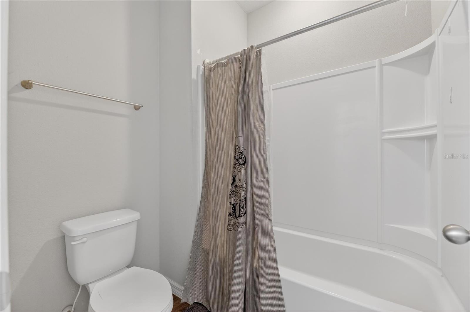 Image 47 of 99 For 14303 Alistar Manor Drive