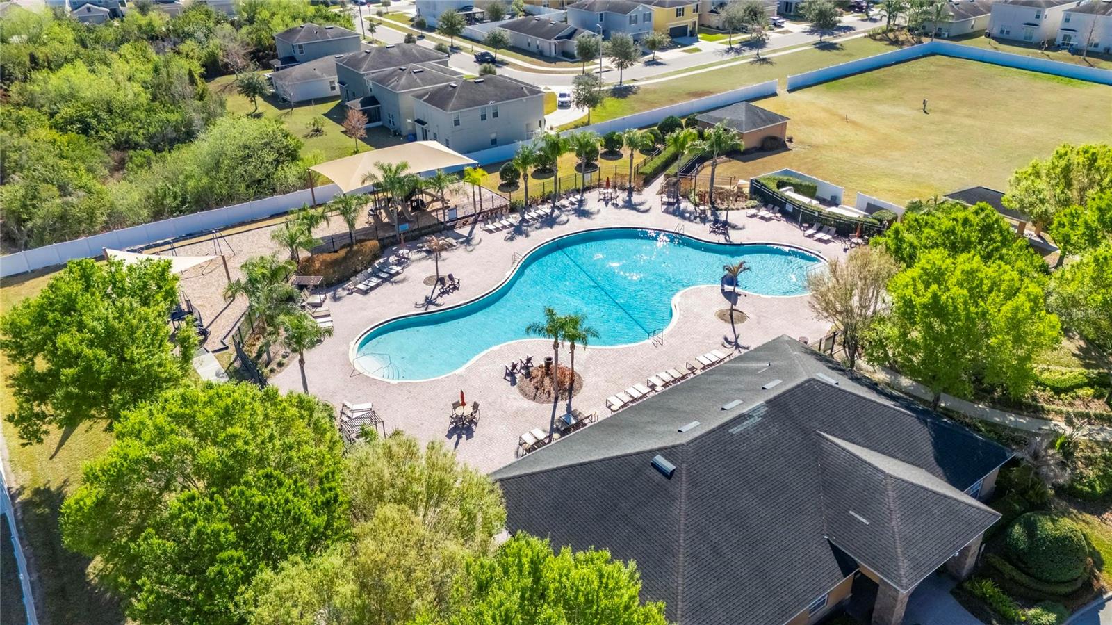 Image 86 of 99 For 14303 Alistar Manor Drive