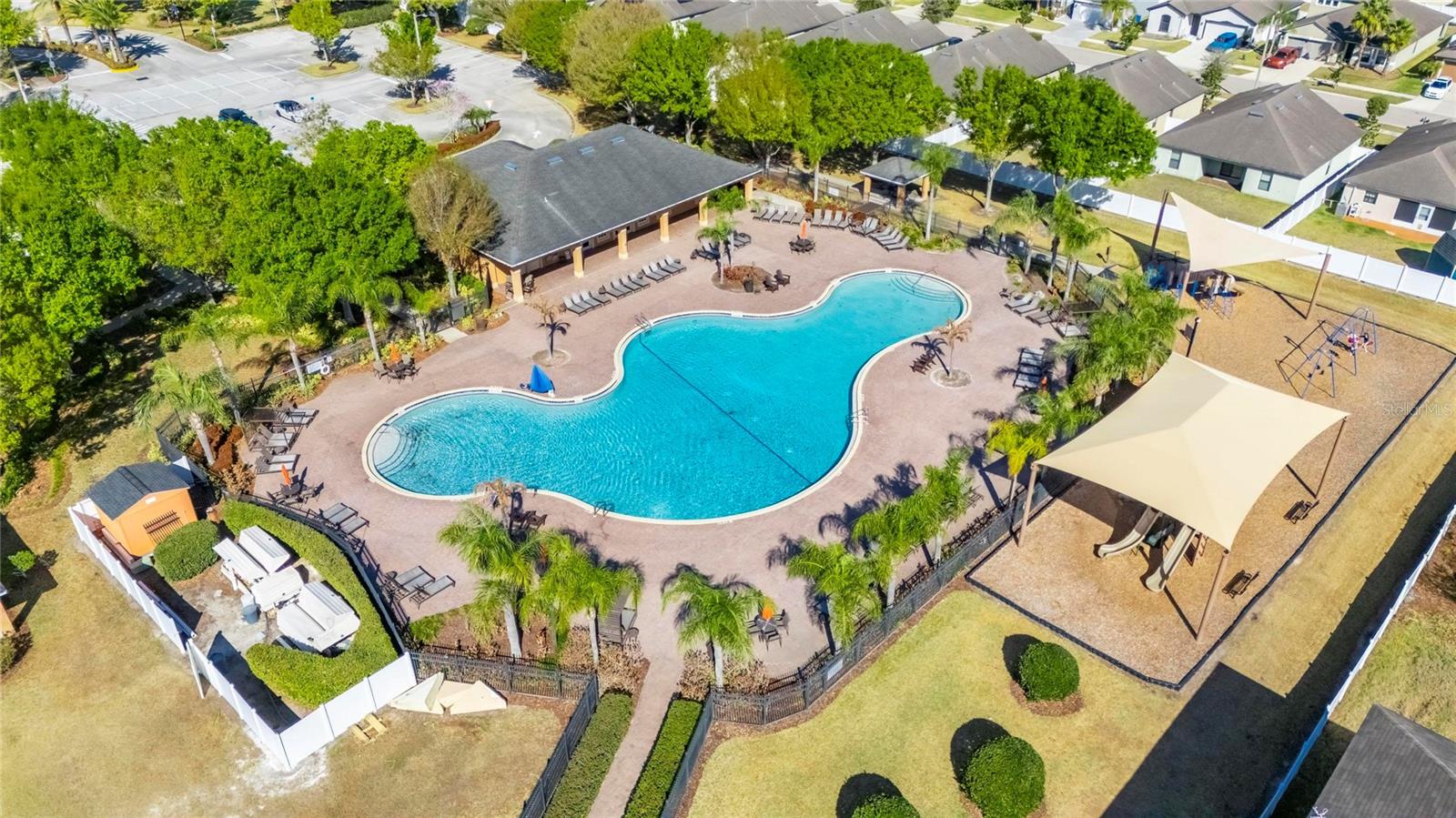 Image 89 of 99 For 14303 Alistar Manor Drive