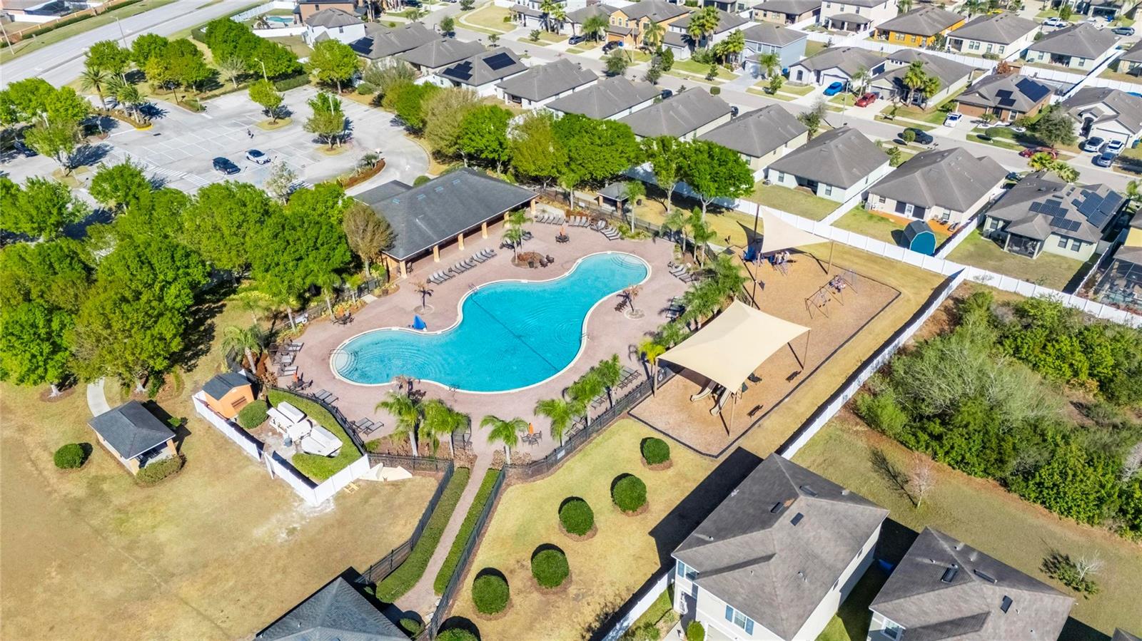 Image 92 of 99 For 14303 Alistar Manor Drive