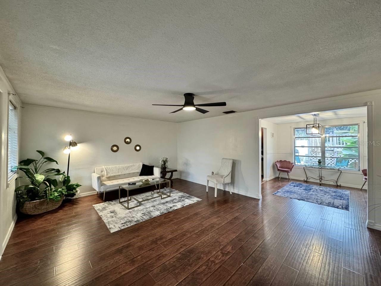 Image 3 of 32 For 7514 Spirea Drive