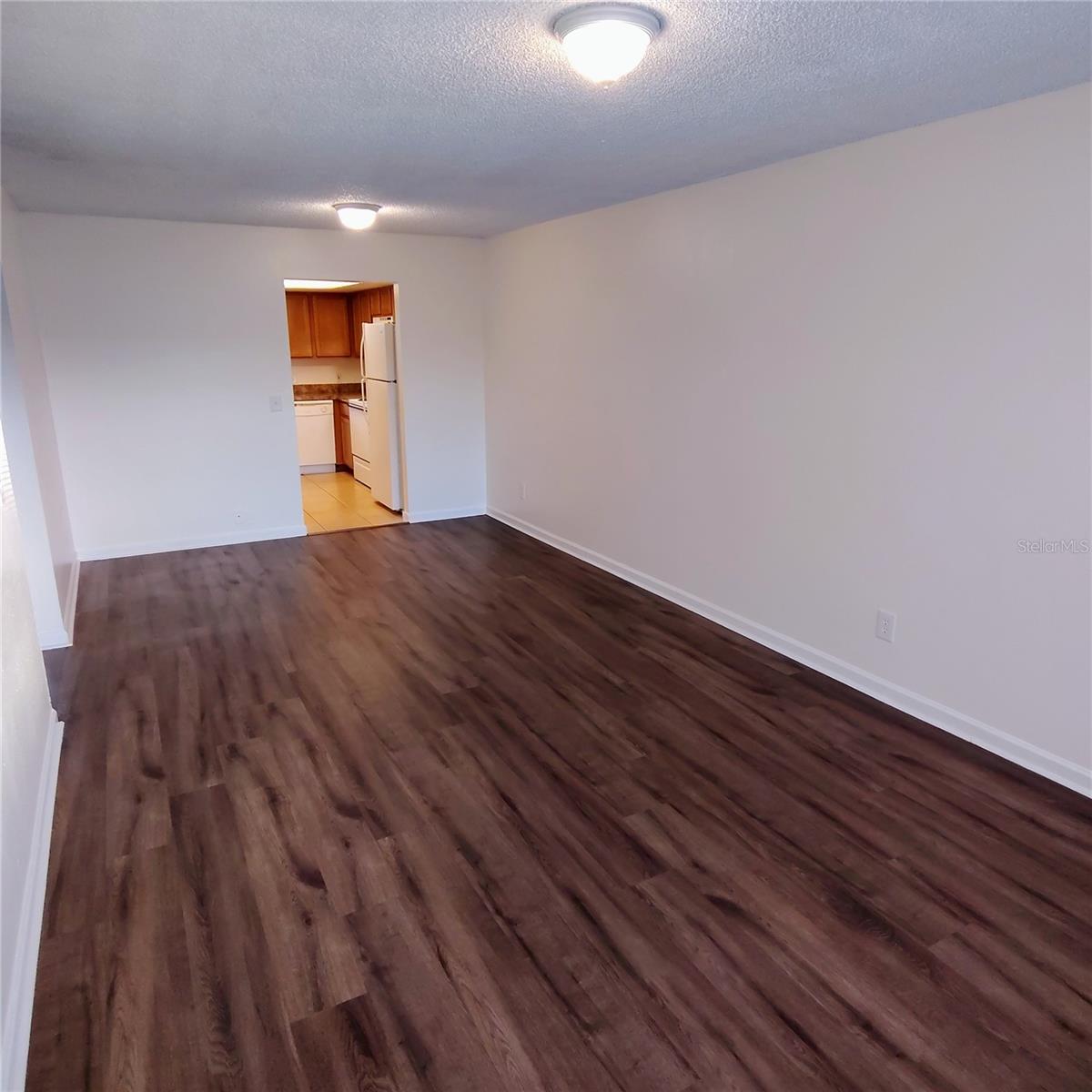 Image 6 of 11 For 2820 Dupont Street S 201