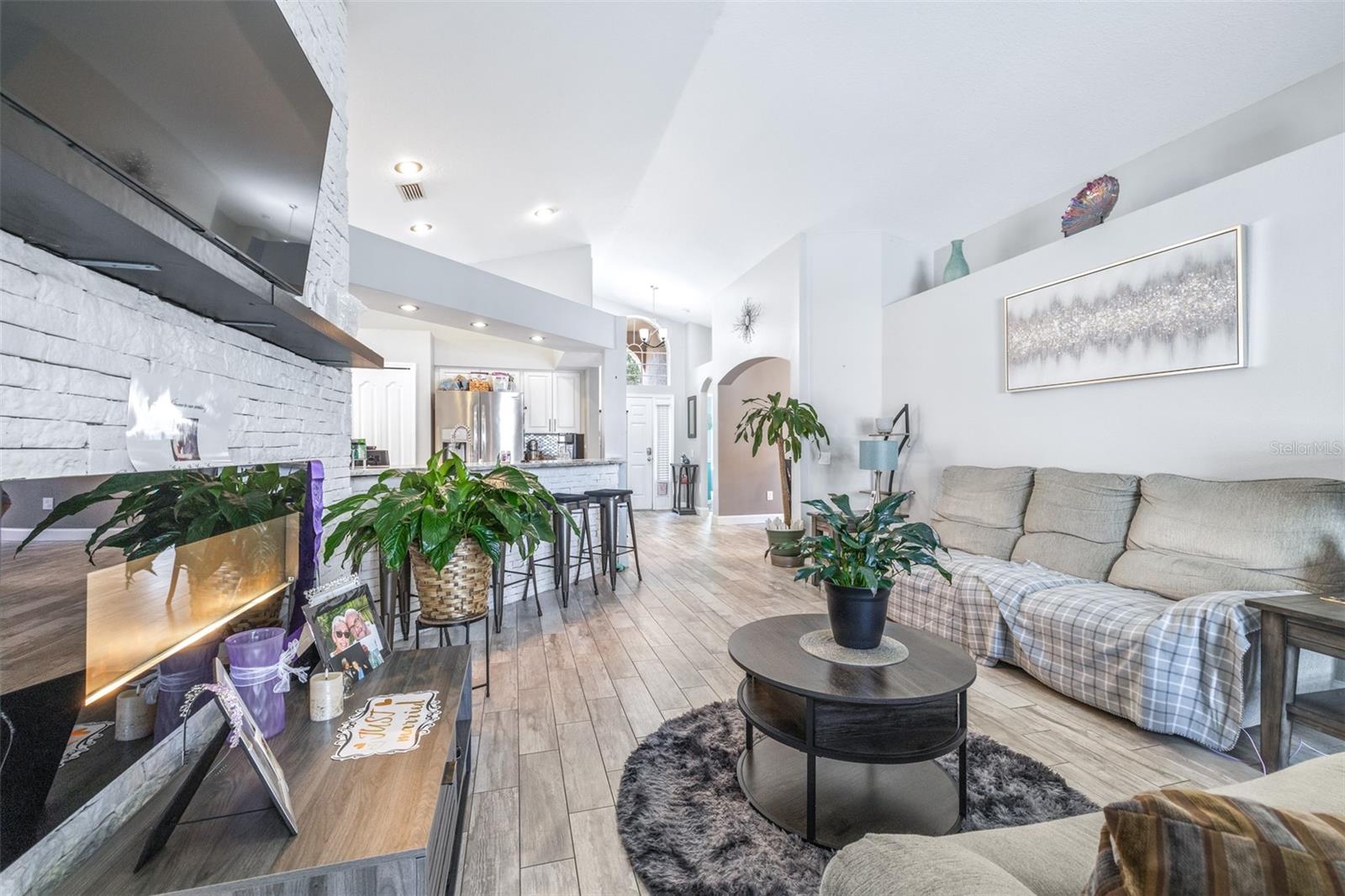 Image 23 of 55 For 12323 Southbridge Terrace