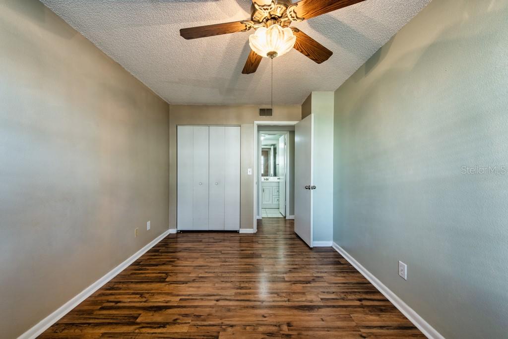 Image 16 of 32 For 3002 Cleveland Street C3