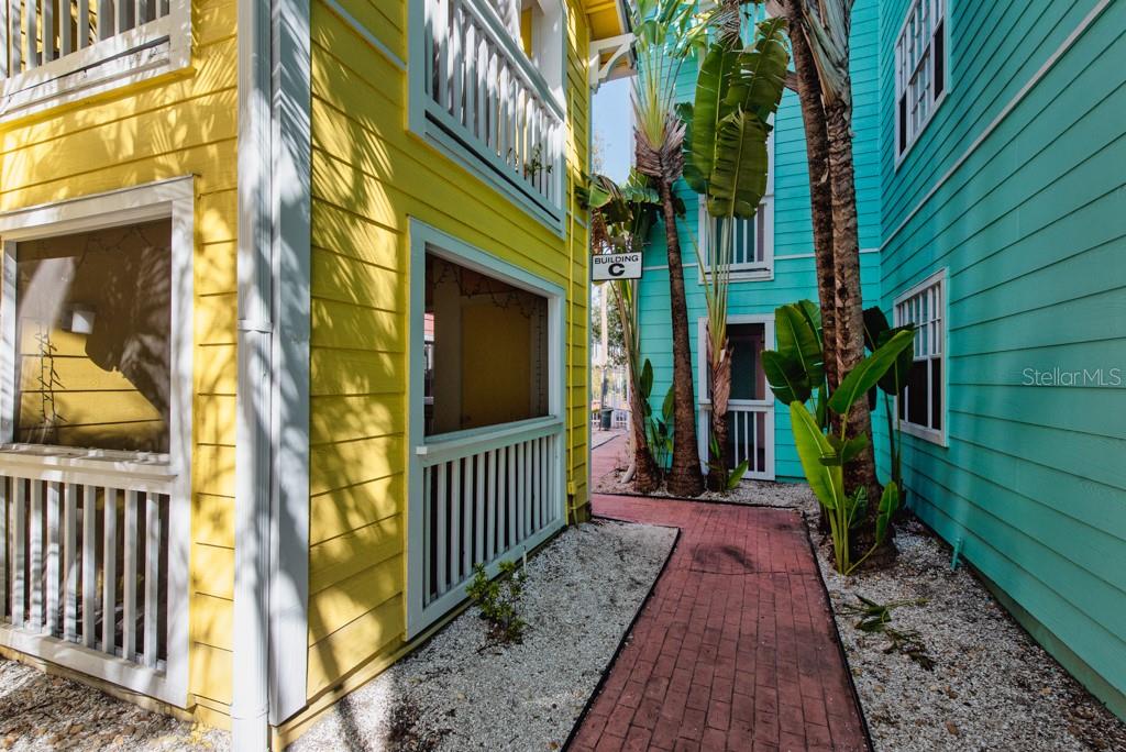 Image 2 of 32 For 3002 Cleveland Street C3