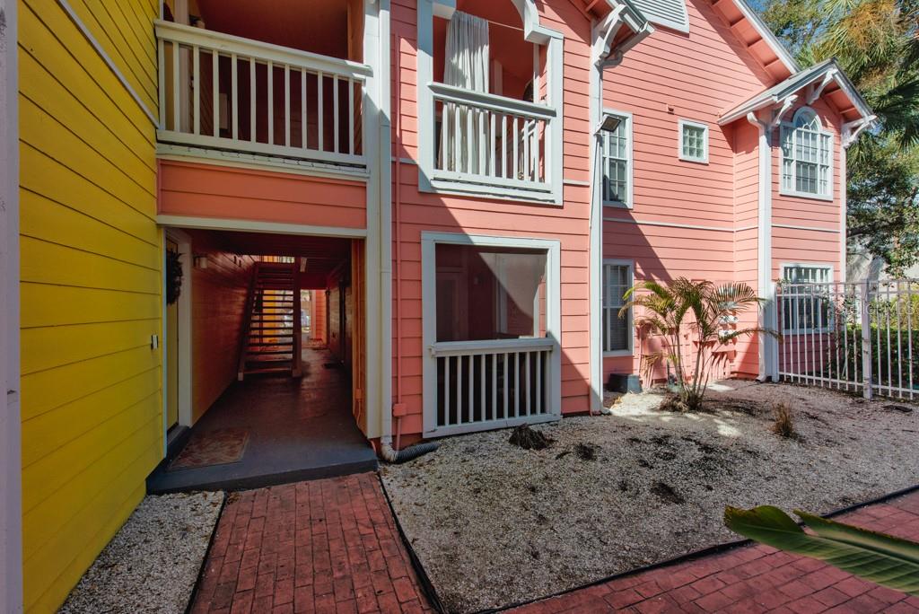 Image 3 of 32 For 3002 Cleveland Street C3