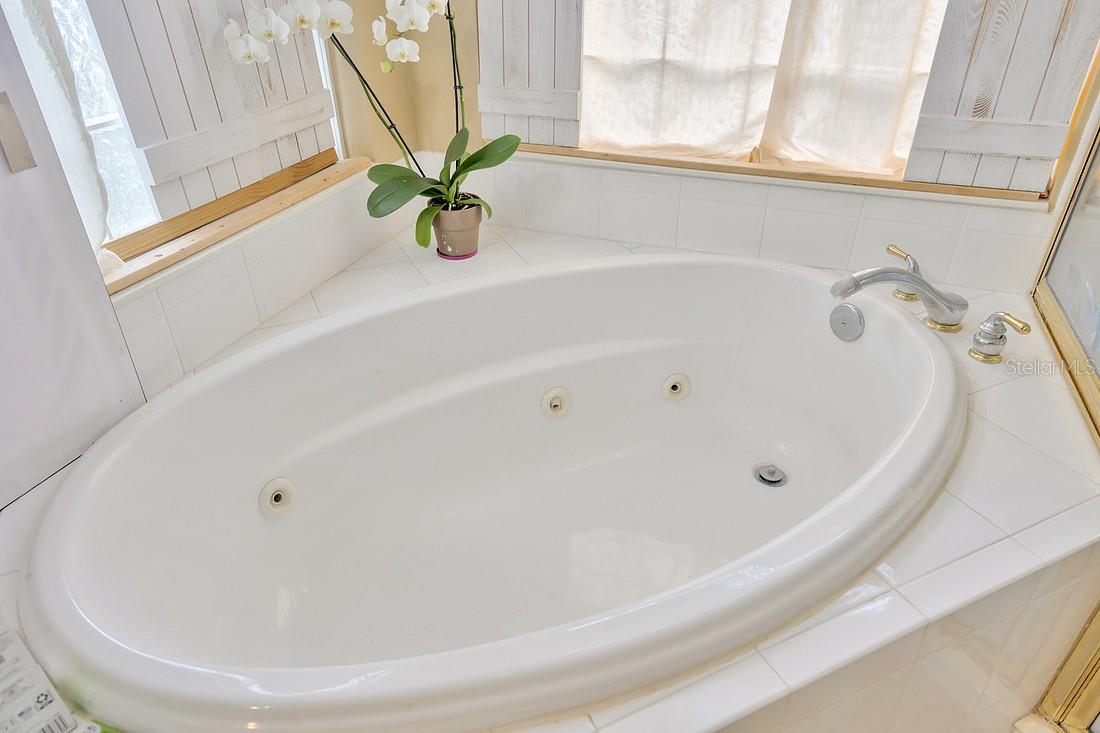 Image 33 of 46 For 4850 Walnut Ridge Road