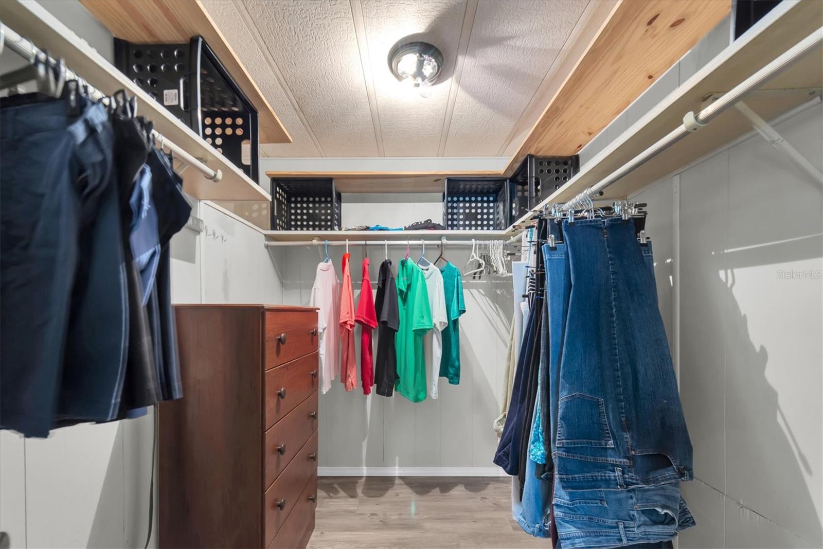 Image 24 of 48 For 12501 Ulmerton Road 206