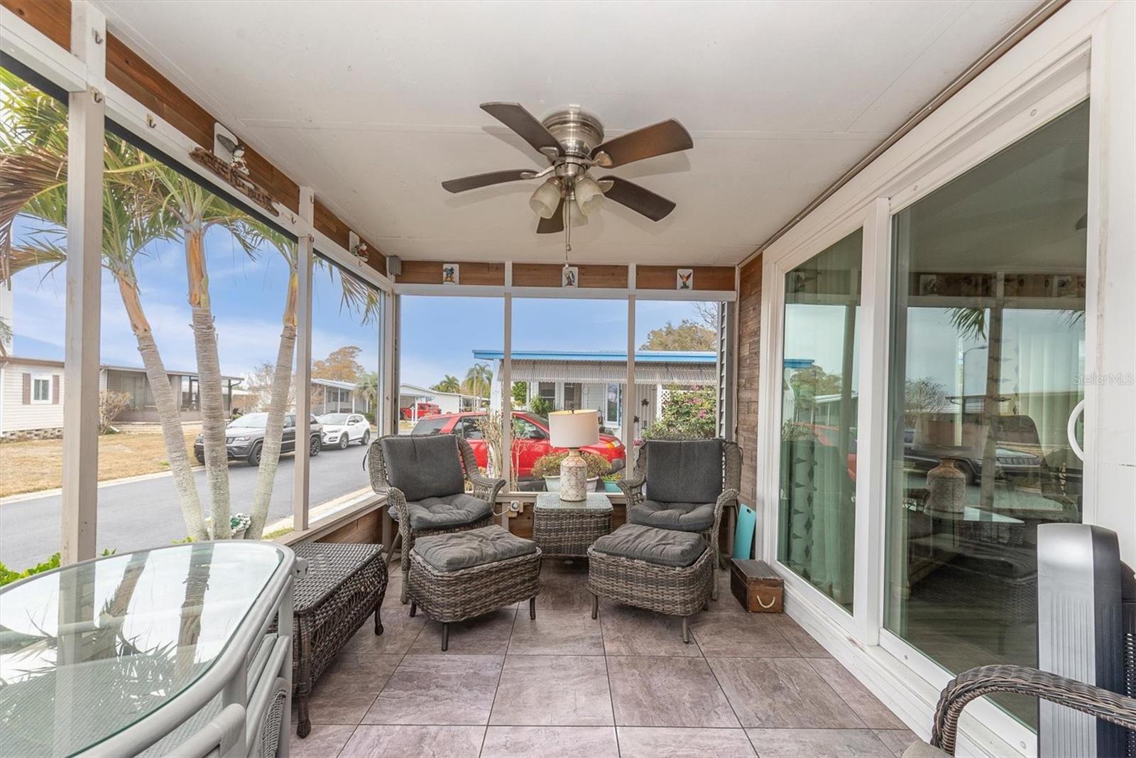 Image 26 of 48 For 12501 Ulmerton Road 206