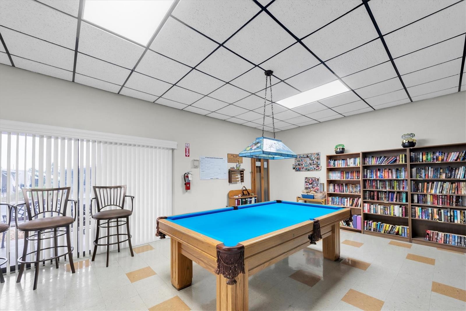 Image 34 of 48 For 12501 Ulmerton Road 206