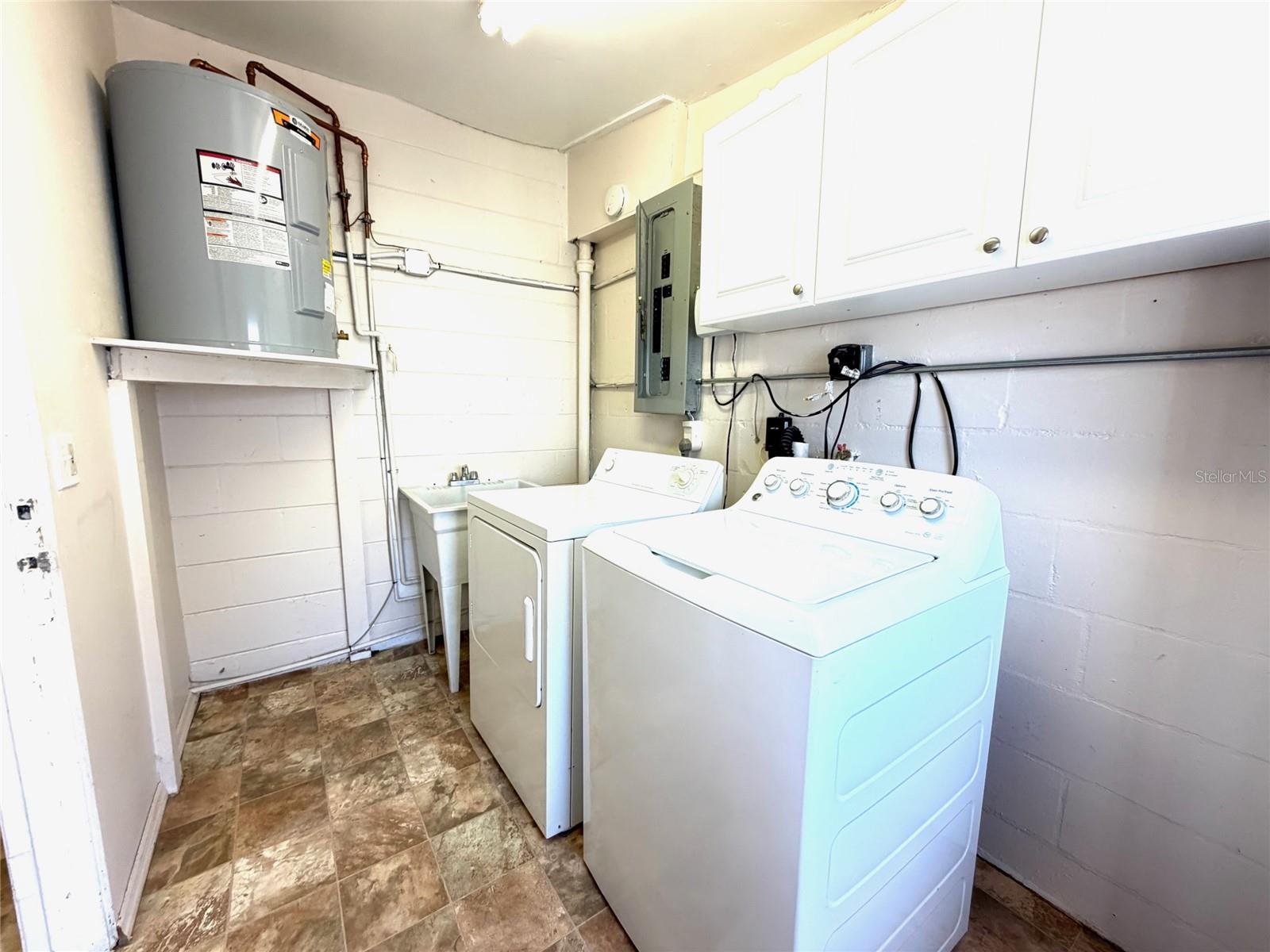 Image 19 of 25 For 10780 64th Avenue