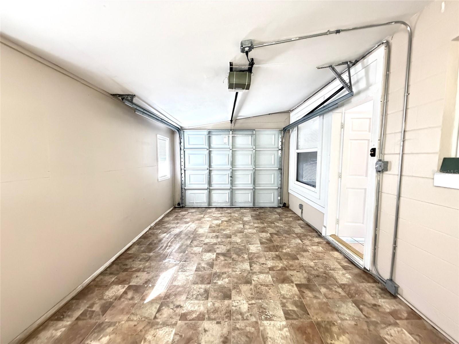 Image 21 of 25 For 10780 64th Avenue